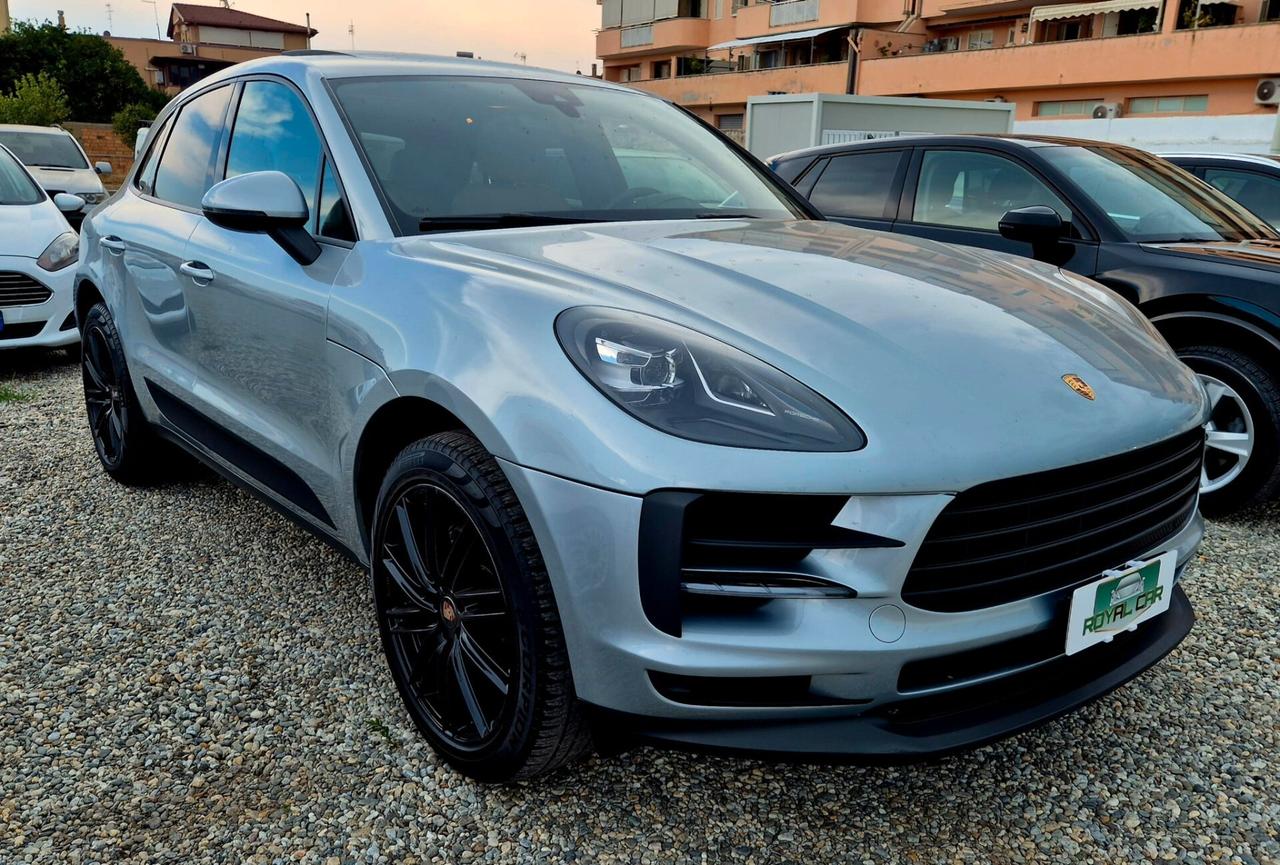 Porsche Macan 2.0 benzina 245 CV Tetto apribile