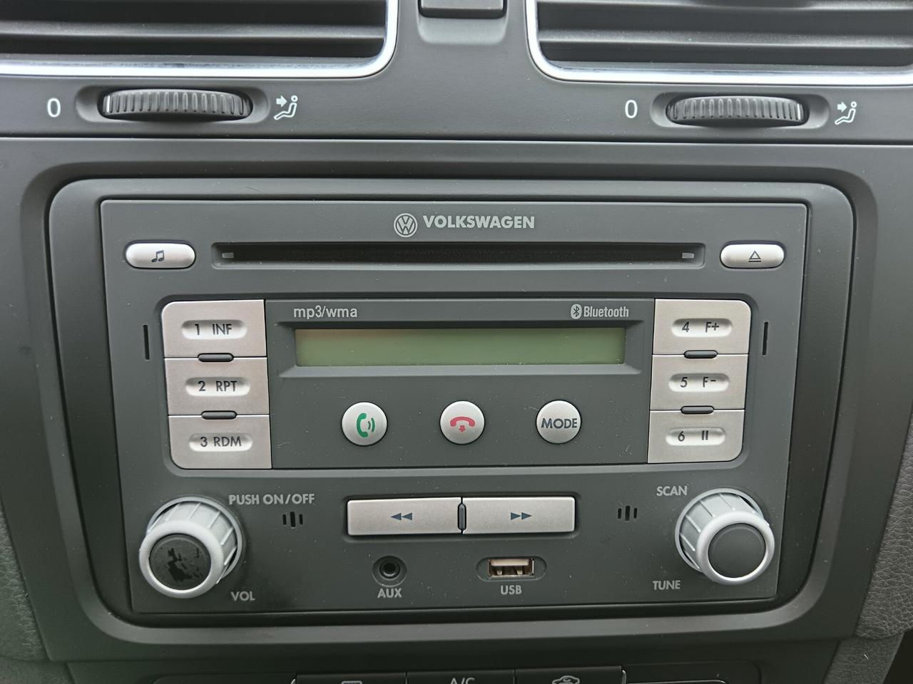 Volkswagen Golf 1.6 TDI 105CV NEOPATENTATI