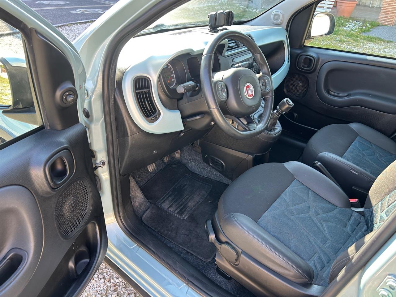 Fiat Panda 1.0 FireFly Cross S&S Hybrid Launch Edition