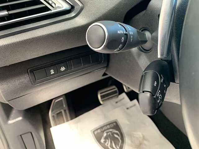 Peugeot 308 BlueHDi 130 S&S EAT8 Allure