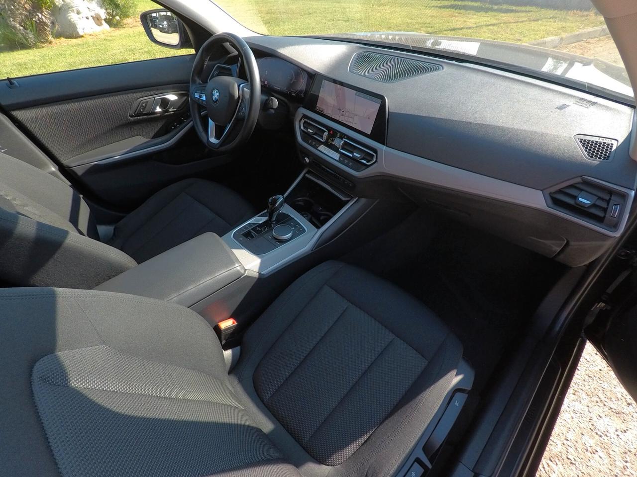 Bmw 318d 48V Touring Business Advantage