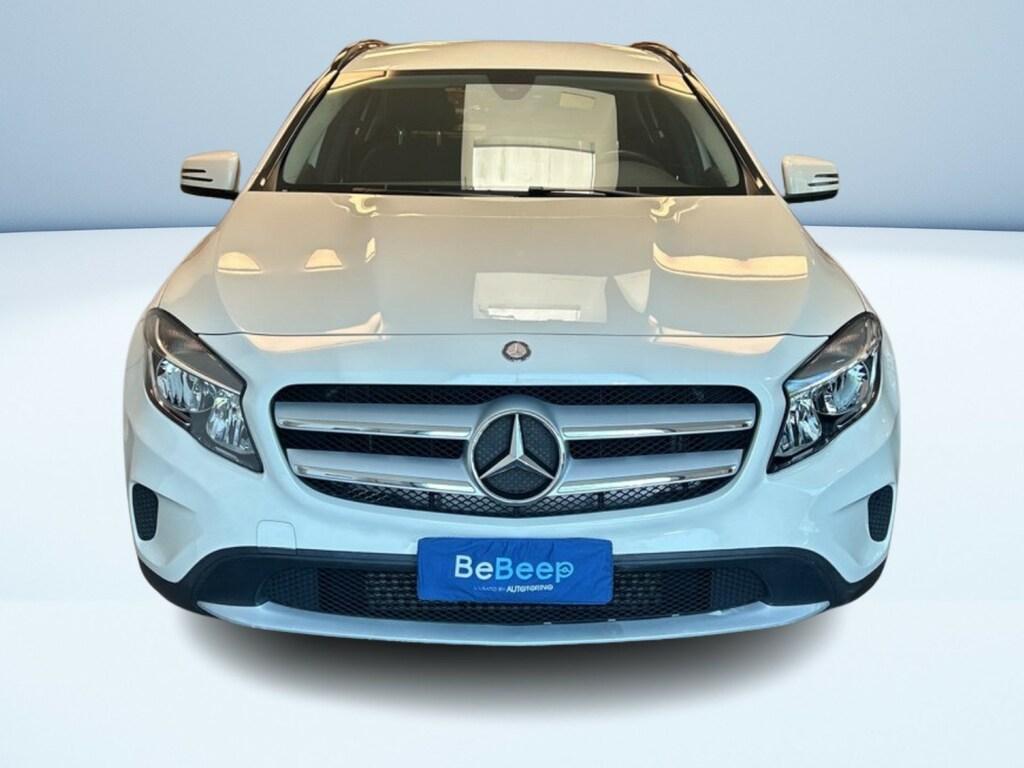 Mercedes GLA 180 180 Business 7G-DCT