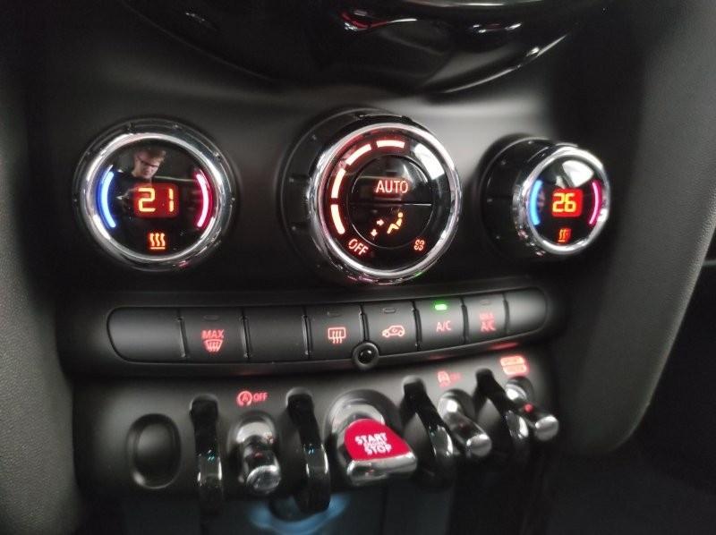 MINI Mini 5 porte (F55) - Mini 1.5 Cooper Classic 5 porte
