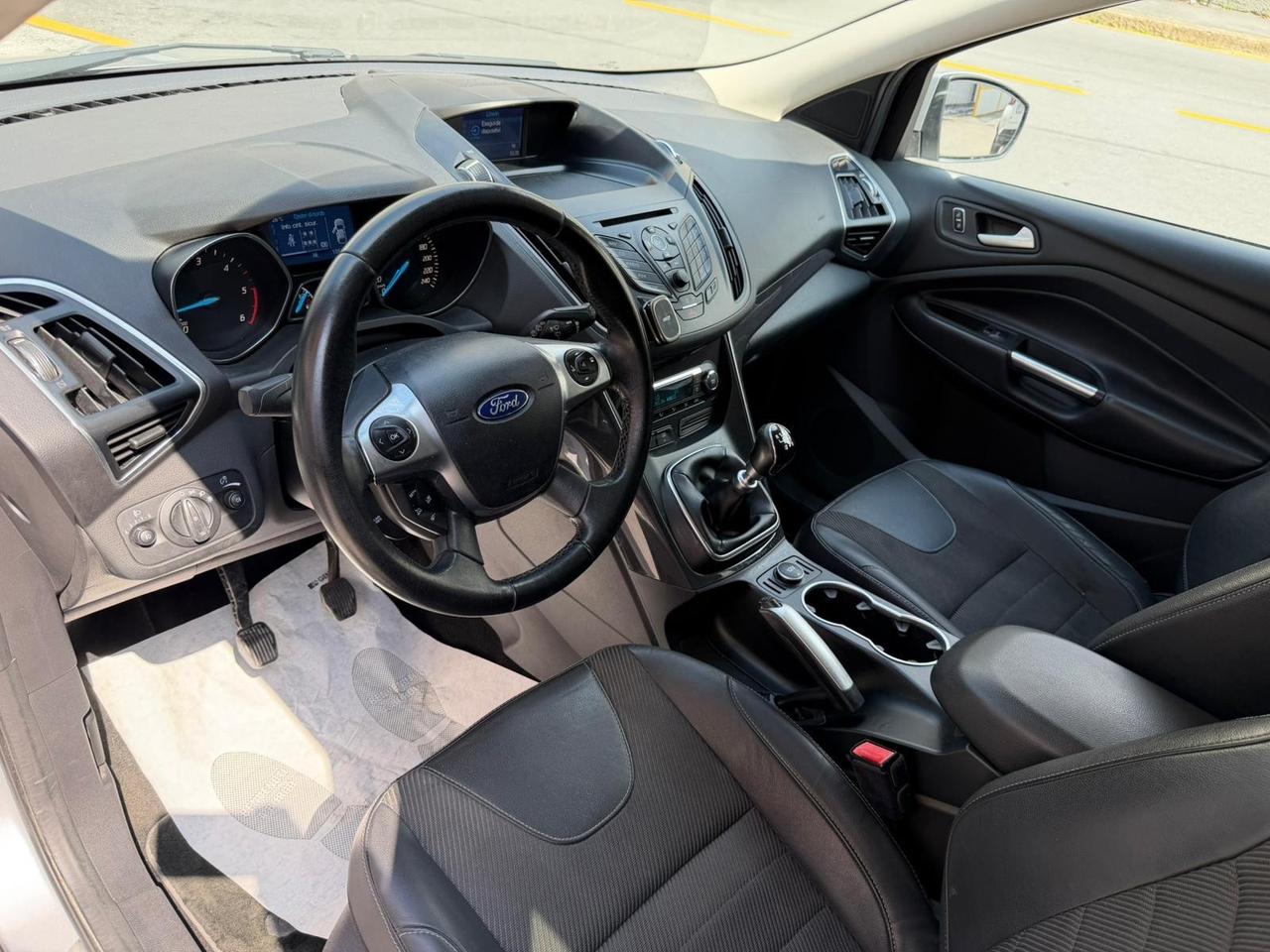 Ford Kuga 2.0 TDCI 140 CV Titanium