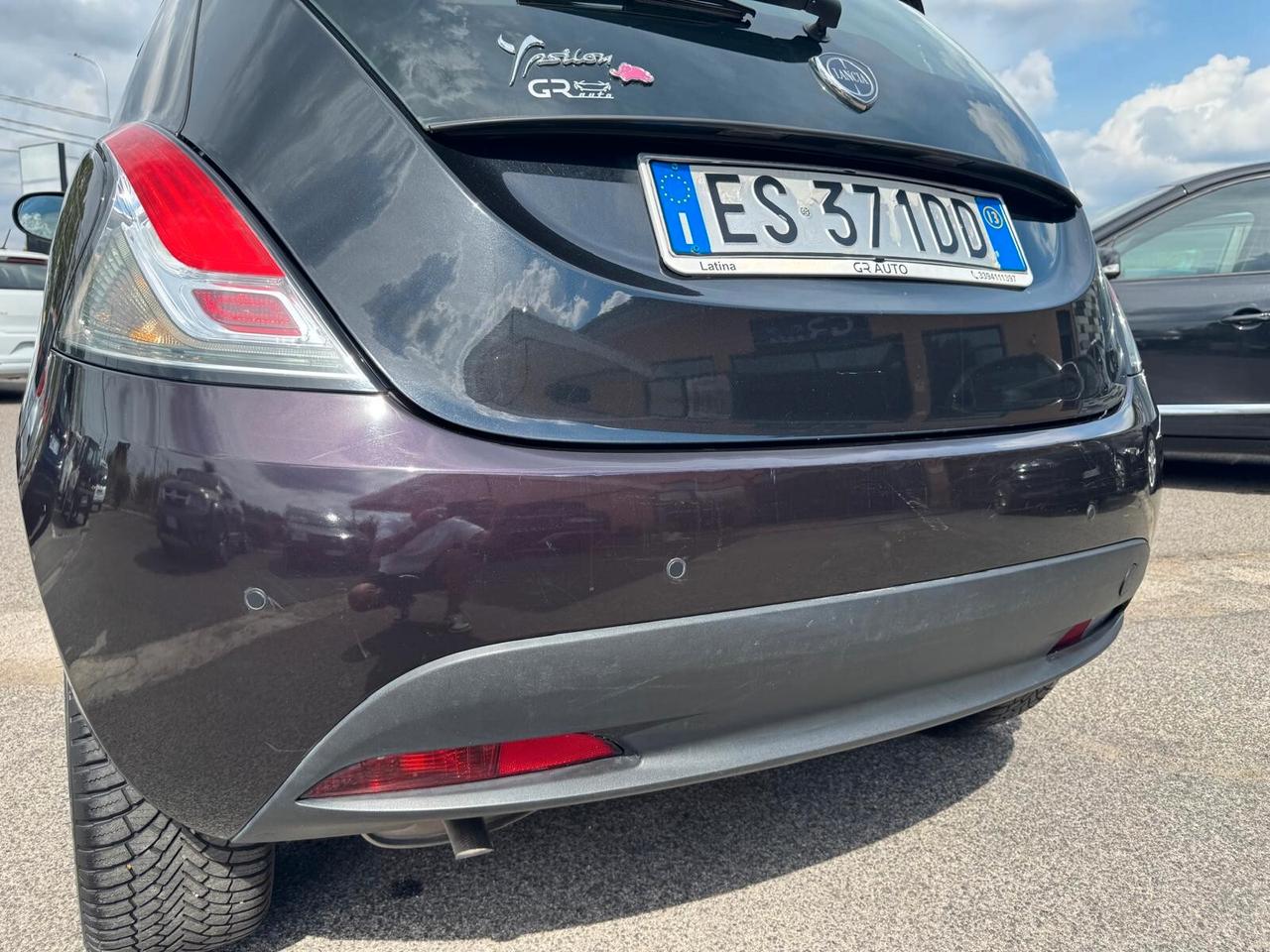 Lancia Ypsilon 1.2 BENZ ELEFANTINO 2013
