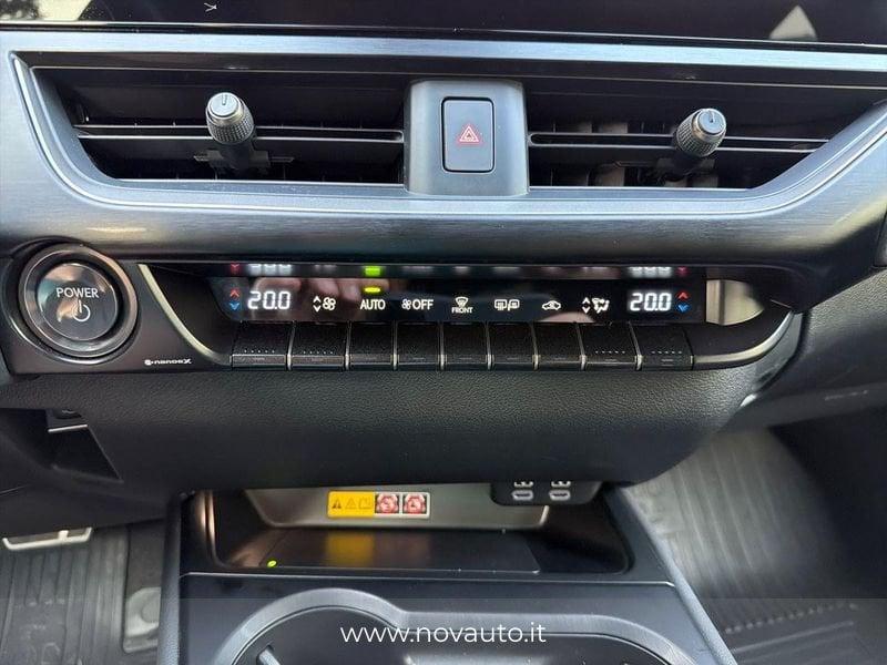 Lexus UX UX Hybrid F-Sport 4WD MY24