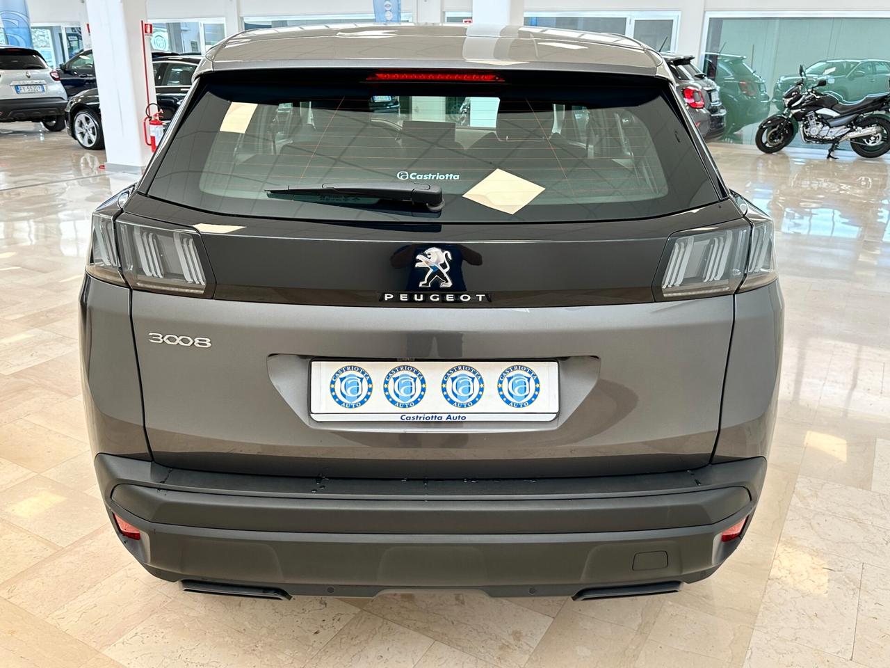 Peugeot 3008 1.5 bluehdi Active Business EAT8 130cv