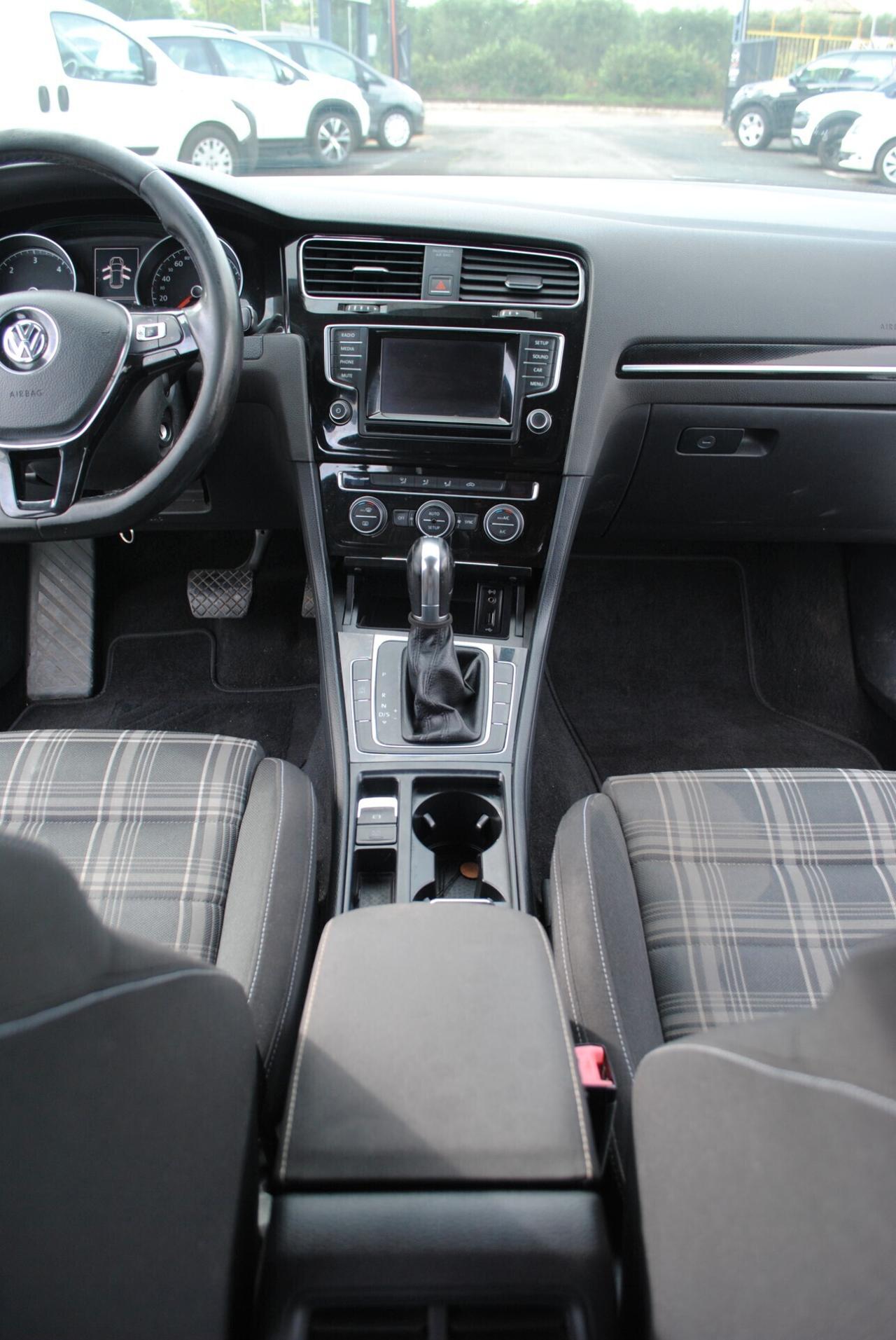 Volkswagen Golf 1.6 TDI DSG 5p. Comfortline BlueMotion Technology