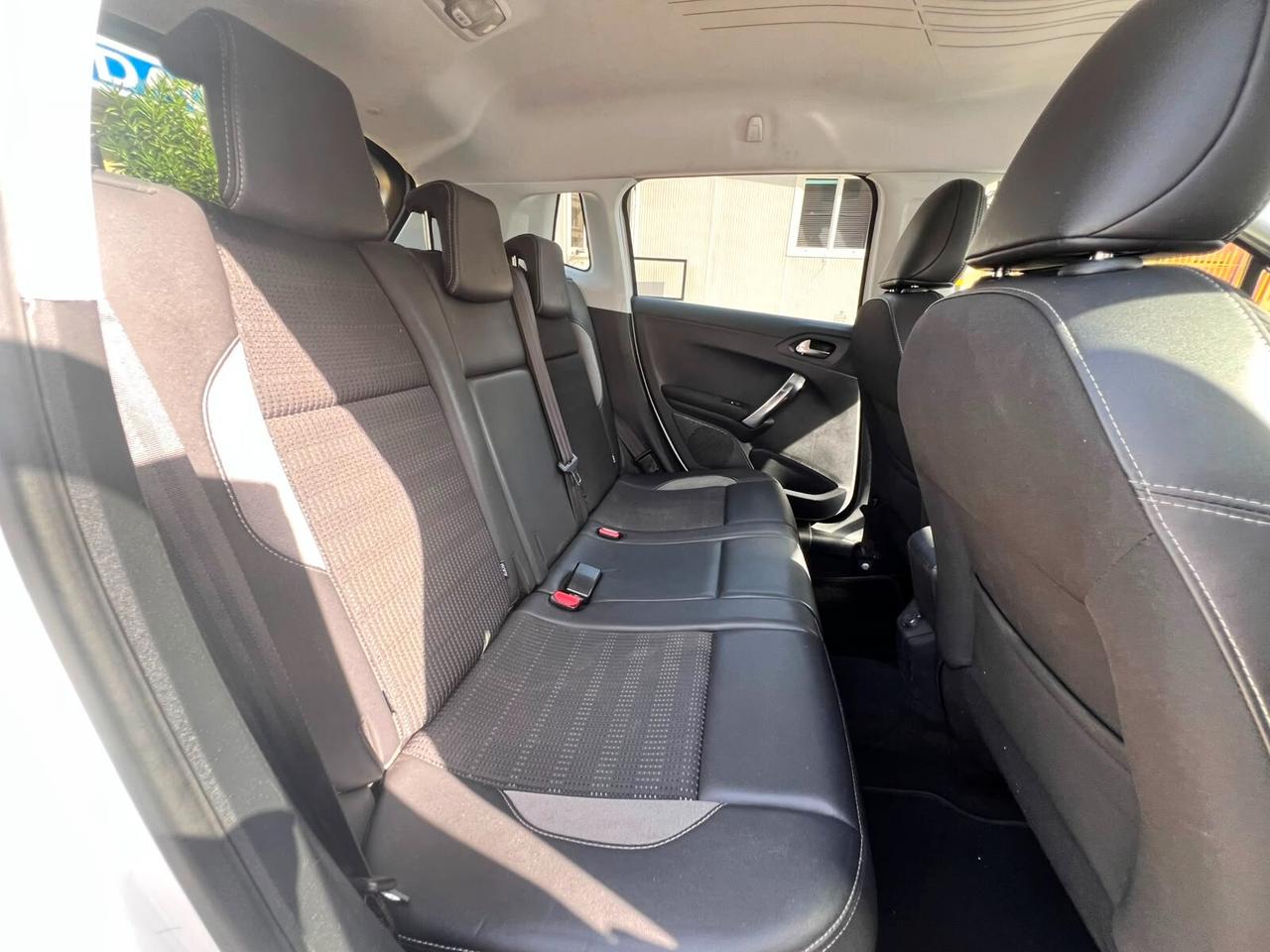 Peugeot 2008 1. 6 BlueHDi 120 S&S Allure