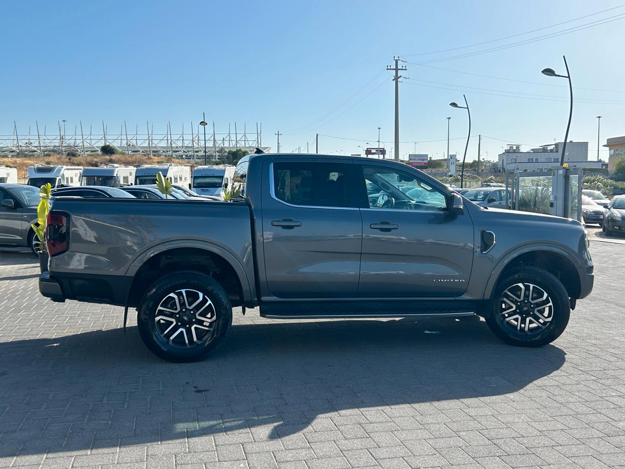 Ford Ranger 2.0 ecoblue doppia cabina Limited 4×4 170cv