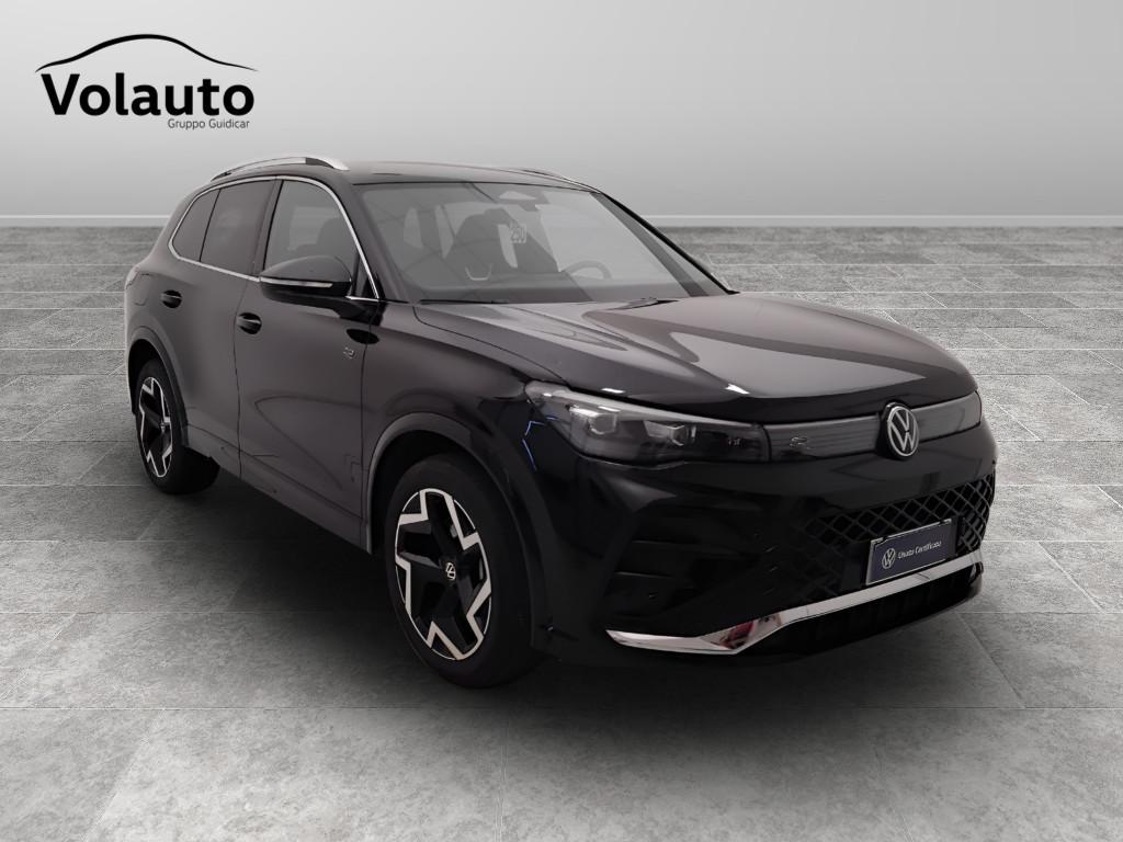 VOLKSWAGEN Tiguan III 2024 - Tiguan 2.0 tdi R-Line 150cv dsg