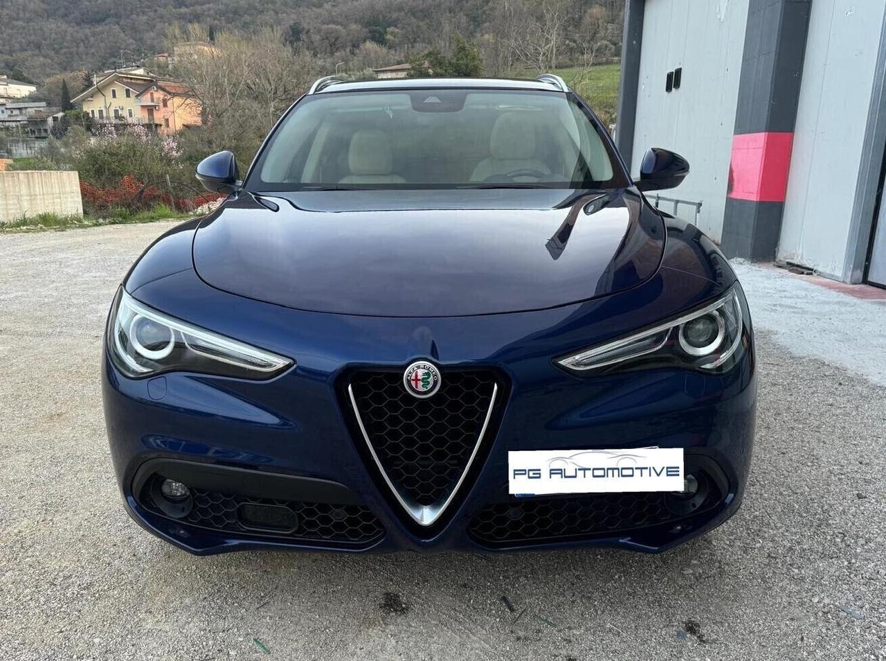 Alfa Romeo Stelvio 2.2 Turbodiesel 210 CV AT8 Q4 Executive