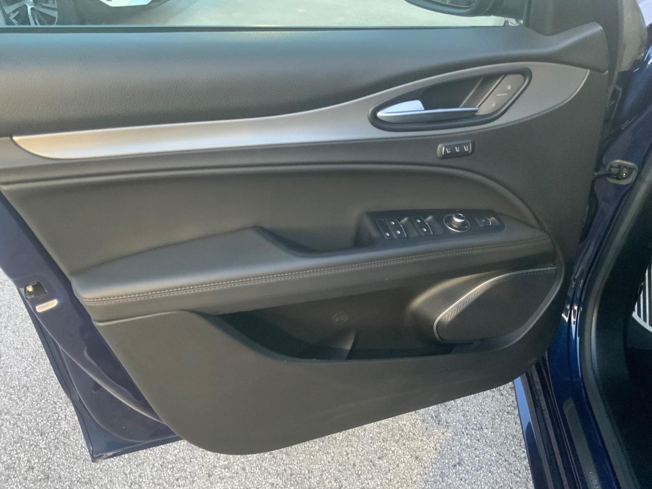 Alfa Romeo Stelvio 2.2 Turbodiesel 210 CV AT8 Q4 Veloce