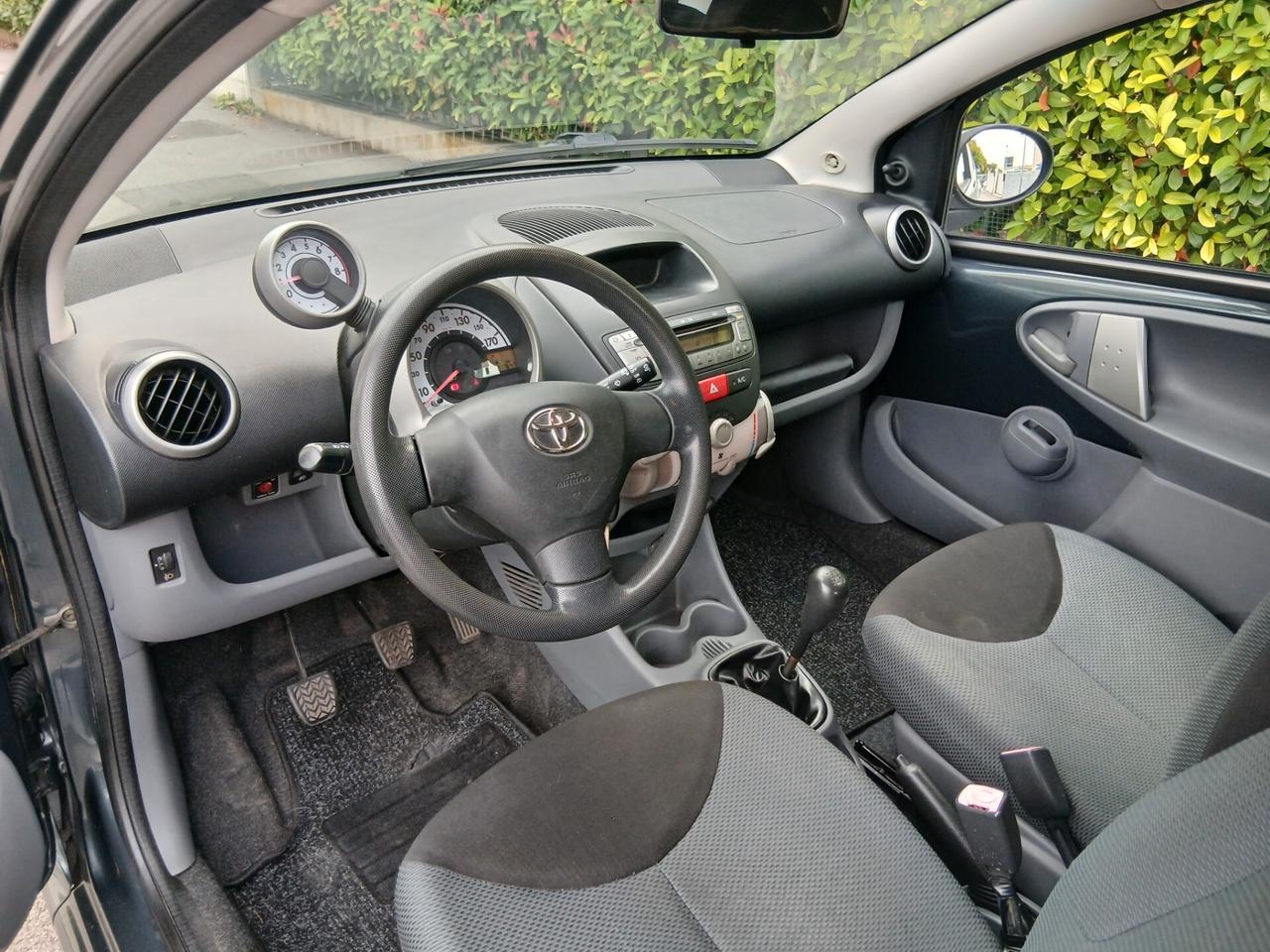 Toyota Aygo 1.0 12V VVT-i 3 porte Sol ok per neopatentati