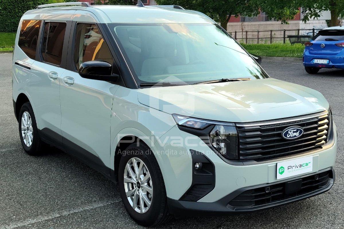 FORD Tourneo Courier 1.0 EcoBoost Powershift Titanium