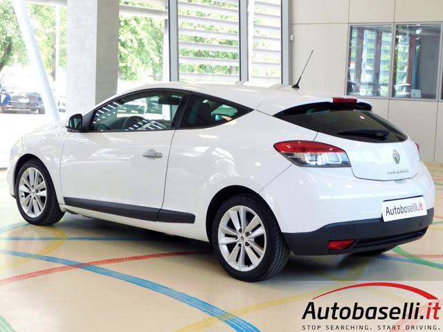 RENAULT Megane MÉGANE III COUPÉ 1.5 DCI 110CV LUXE