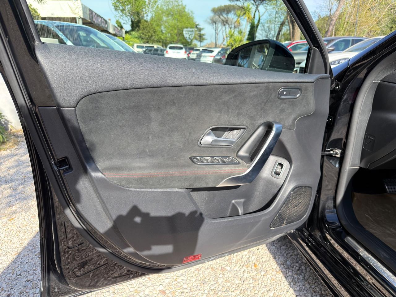 Mercedes-benz A 250 e hybrid EQ Premium