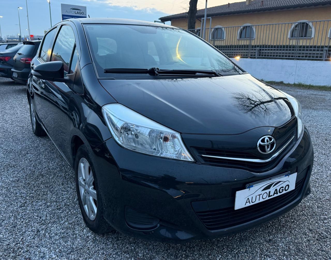 Toyota Yaris 1.0 5 porte Active