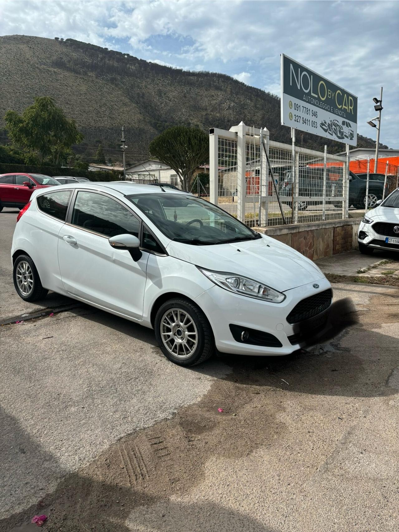 Ford Fiesta 1.5 TDCi 75CV 3 porte Titanium ANNO 2016 KM 90.000 PER INFO 3279411053