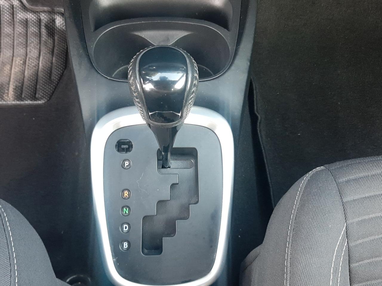 Toyota Yaris 1.5 Hybrid 5 porte Business