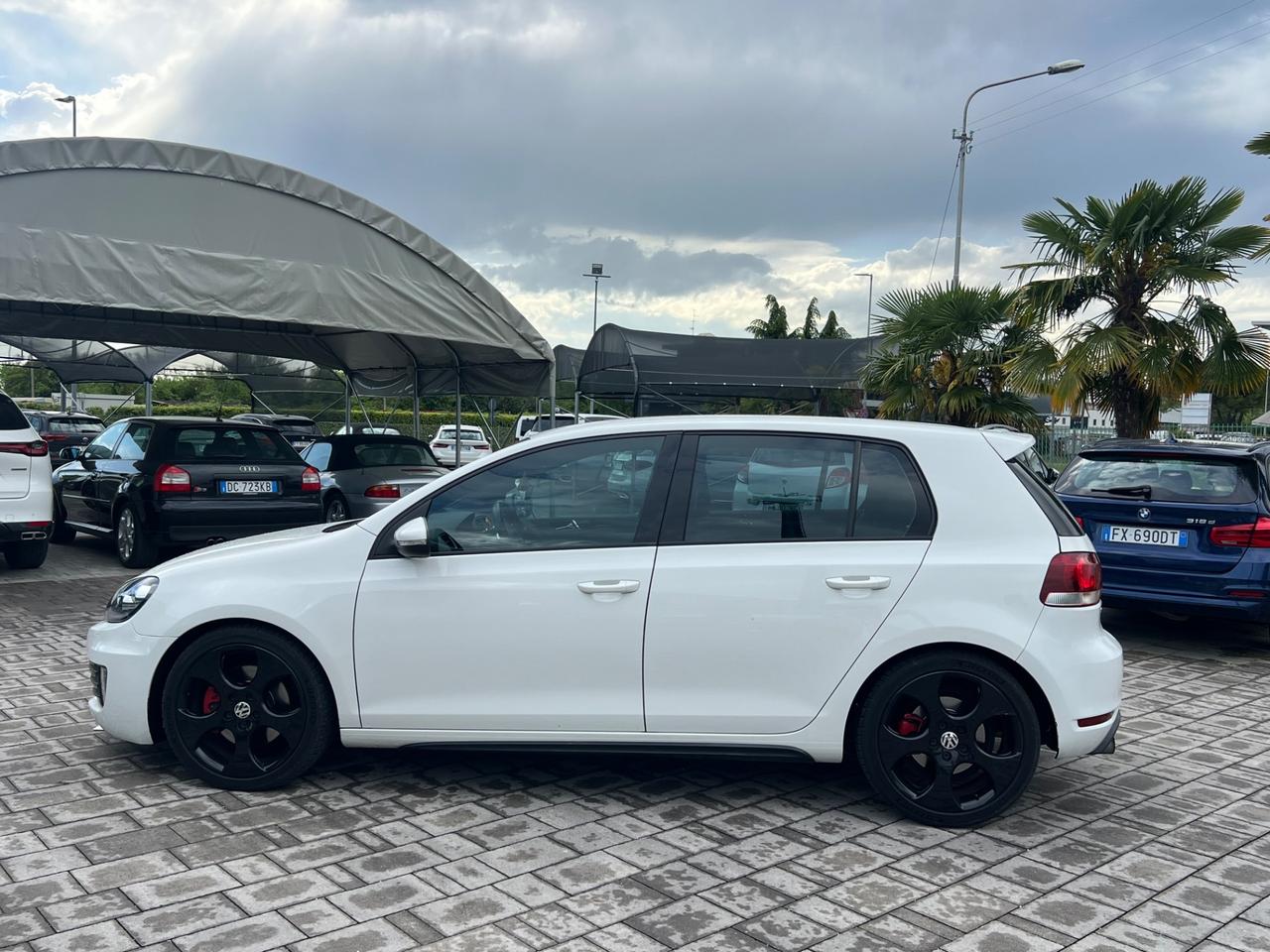 Volkswagen Golf GTI 210 cv IMPECCABILE