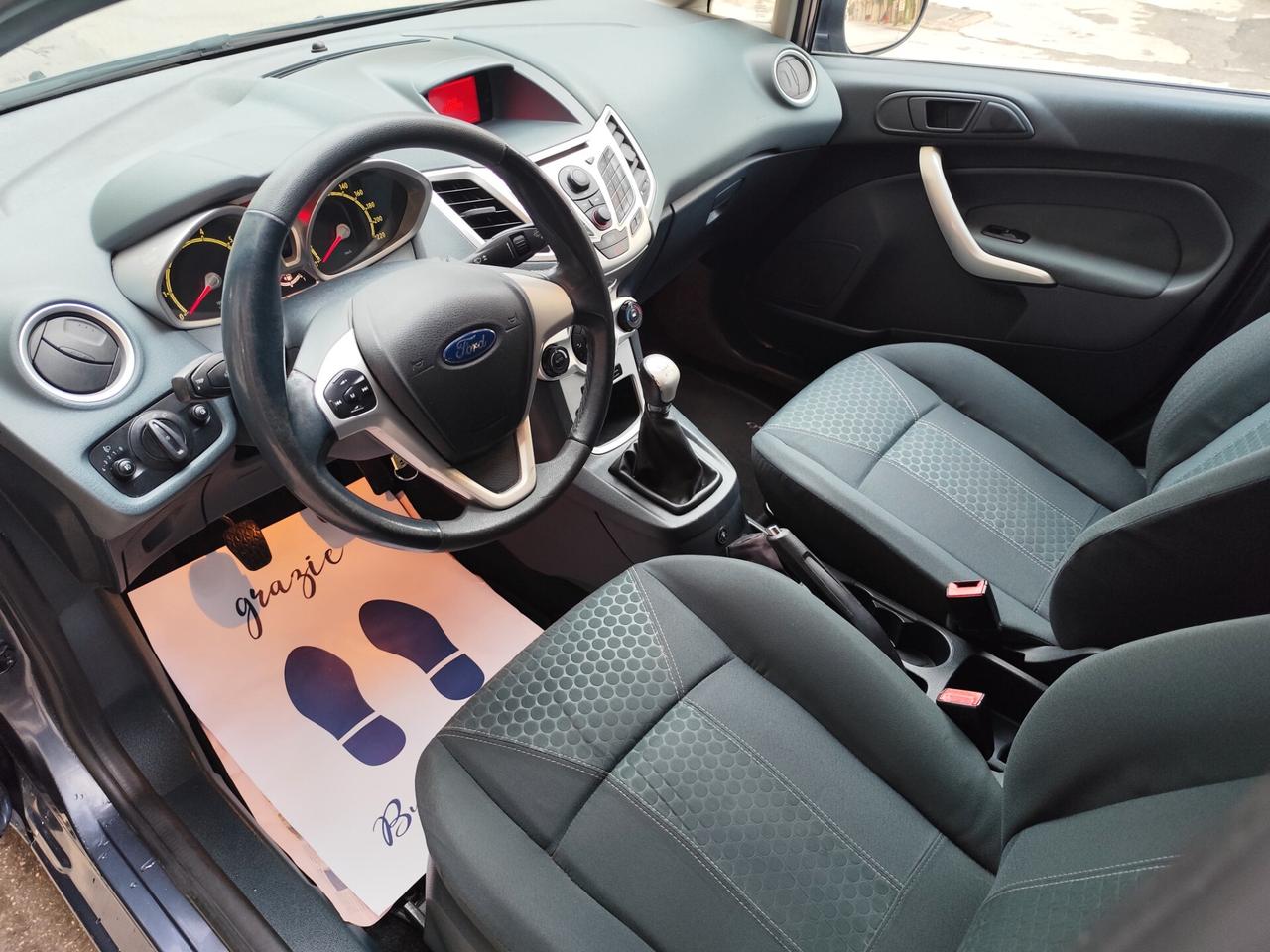 Ford Fiesta 1.4 5 porte Bz.- GPL Titanium