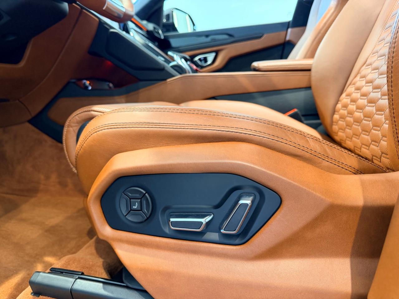 Lamborghini Urus 4.0 650cv uni pro italiana iva deducibile