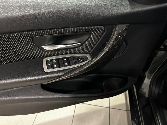 BMW 320 d xDrive Touring + Tetto/VolanteMsport/Virtual