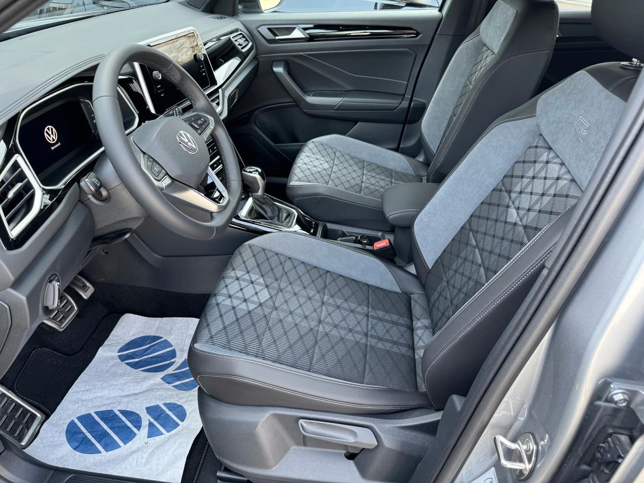 Volkswagen T-Roc 1.5 tsi R-Line DSG / NO VINCOLI / FARI PERFORMANCE