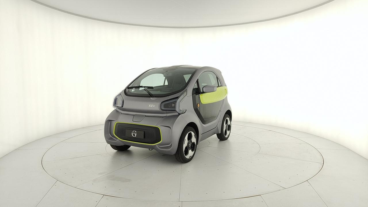 XEV PREMIUM