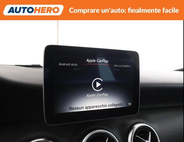 MERCEDES-BENZ A 180 d Premium