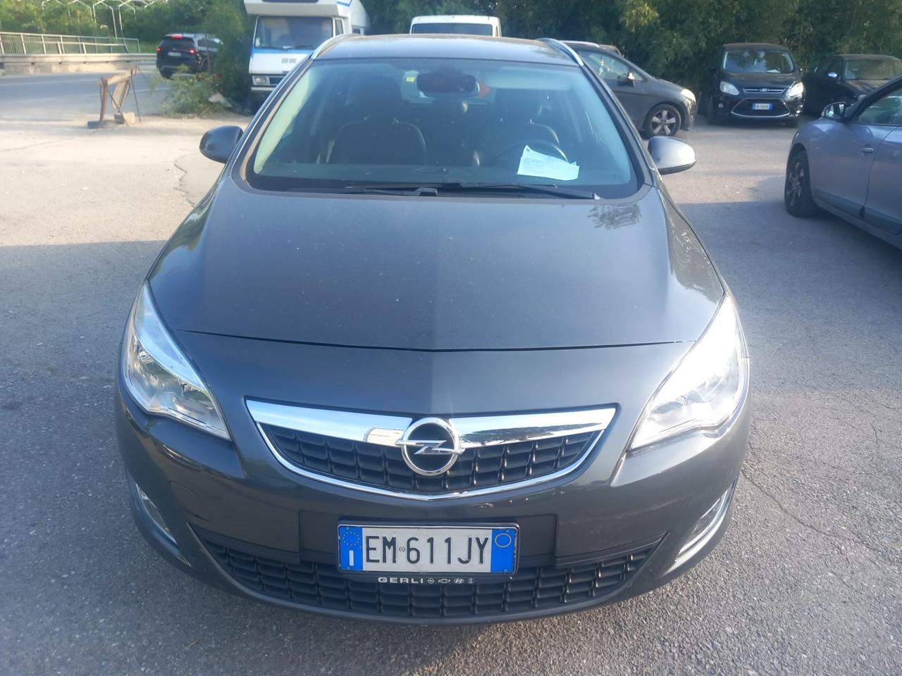 Opel Astra 1.7 CDTI 125CV Sports Tourer Cosmo