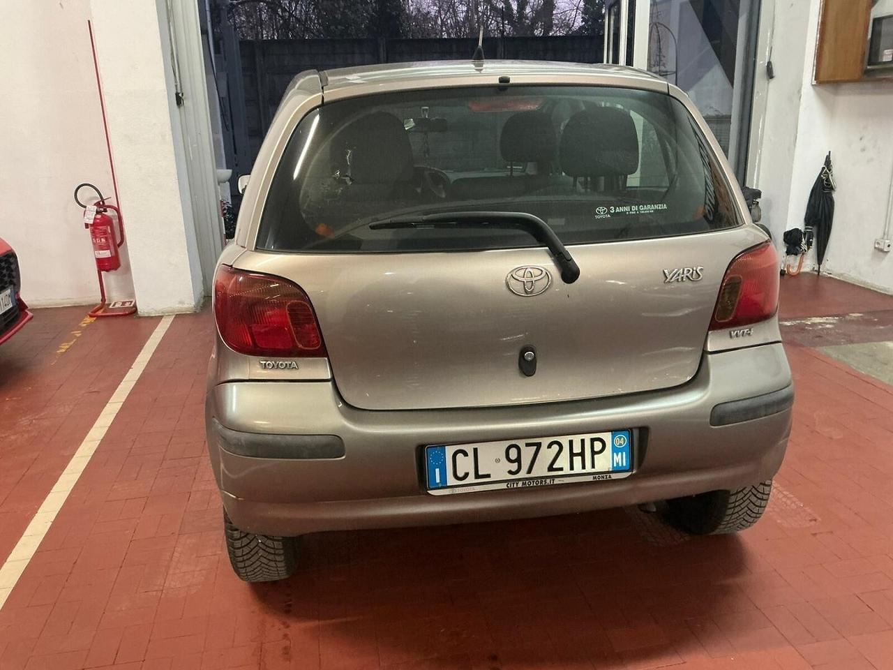Toyota Yaris 1.0i 16V cat 5 porte 2004