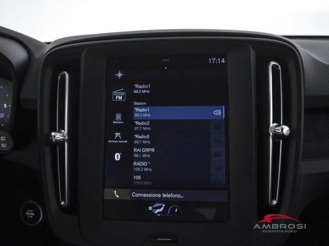 VOLVO XC40 D3 AWD Geartronic Momentum