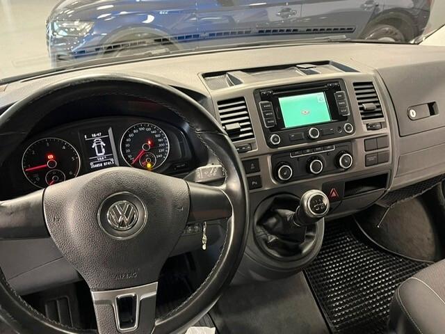 Volkswagen Multivan 2.0 TDI 140CV Startline 7 POSTI T5