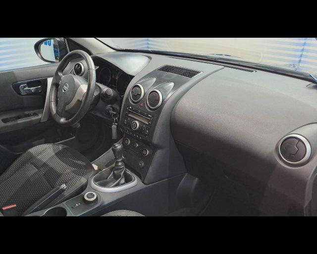 NISSAN Qashqai 2.0 dci Acenta 4x4