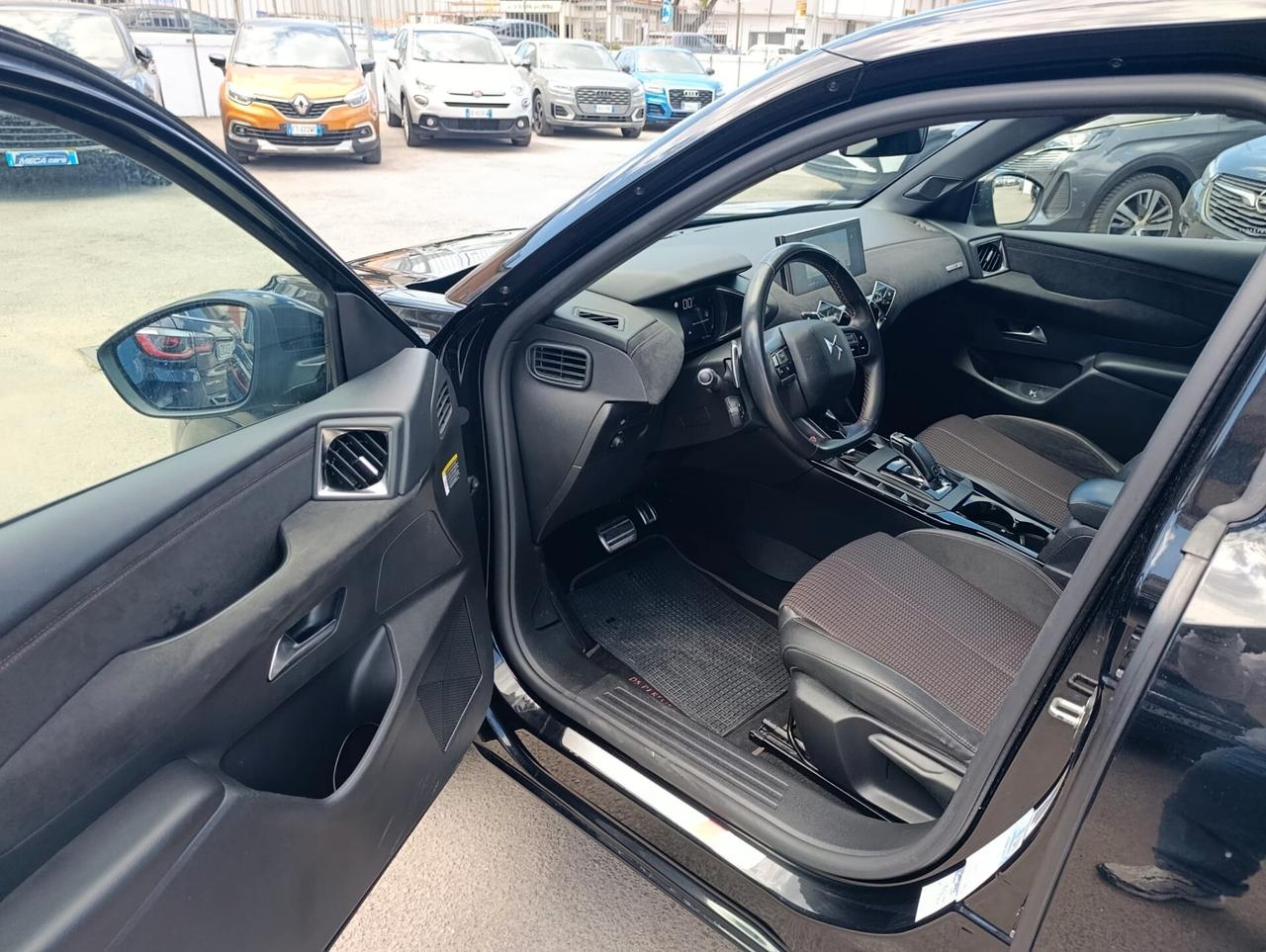 Ds DS3 3 Crossback BlueHDi 130 aut. Performance Line