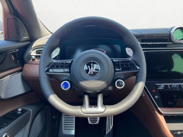 MASERATI Grecale MY25 MHEV 330 CV AWD Modena