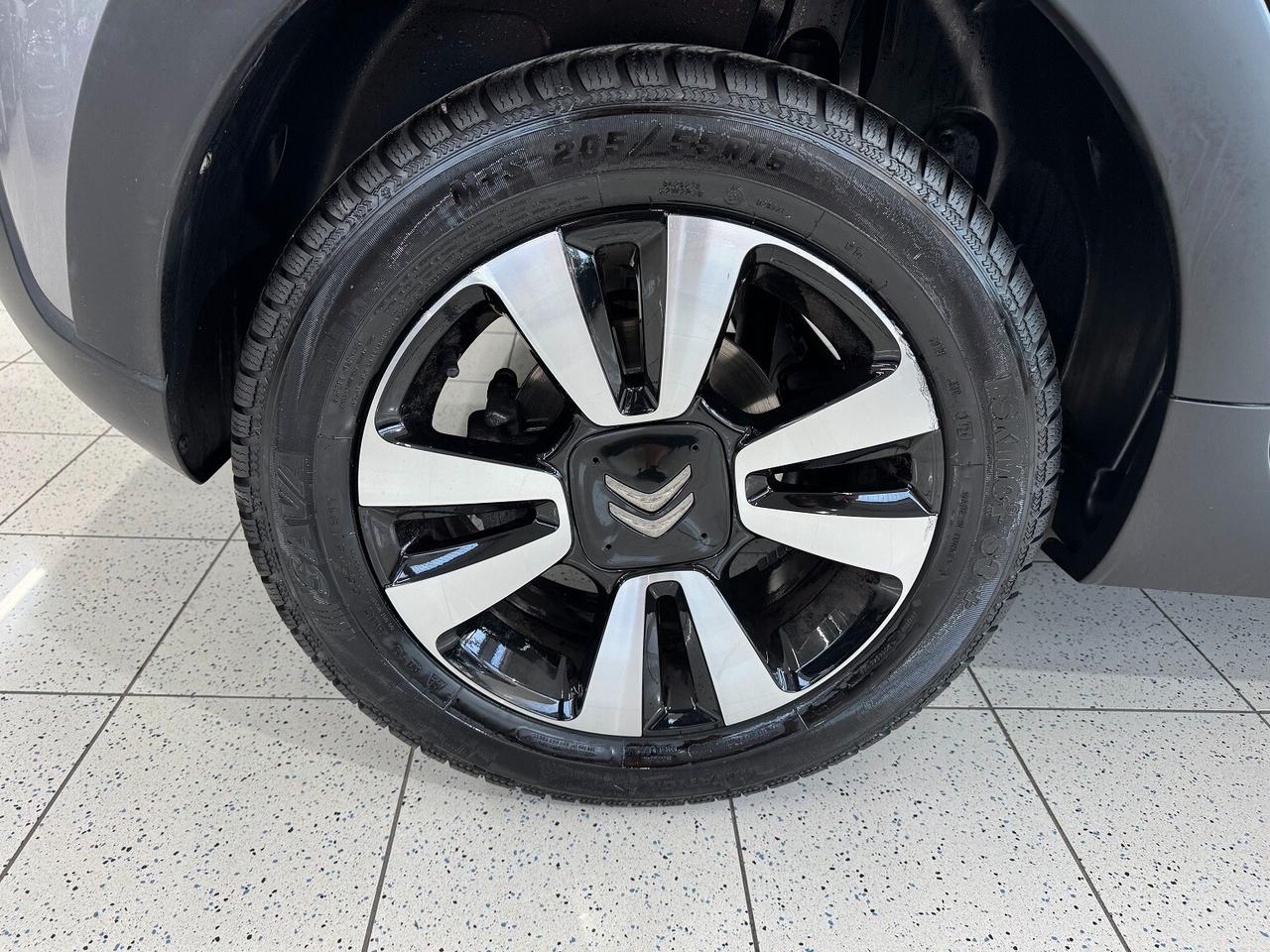 C3 1.5HDi 100CV Shine PARI NUOVO PERFETTA