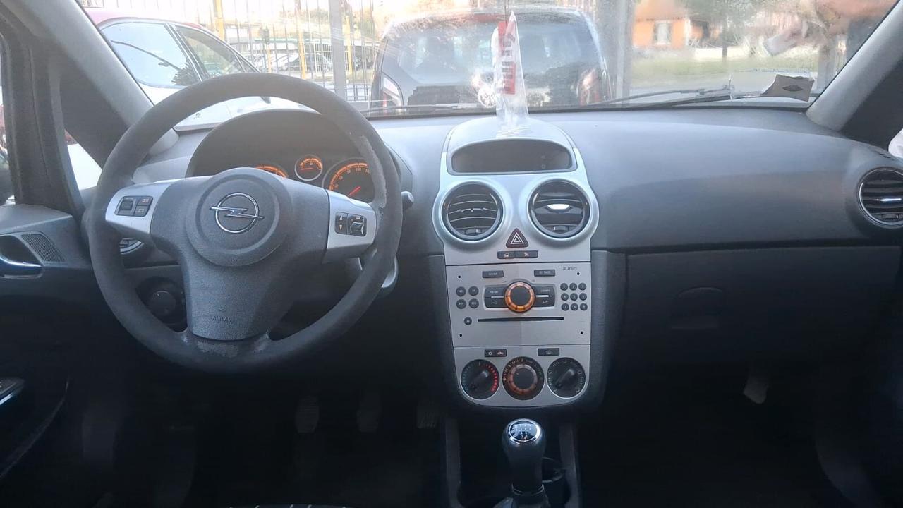 Opel Corsa 1.2 80CV 5 porte GPL-TECH Edition