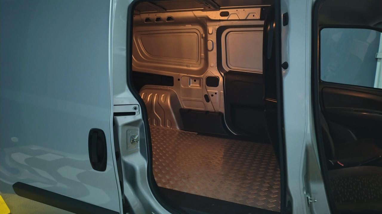 Opel Combo 1.6 CDTi 105CV ecoFLEX S&S N1