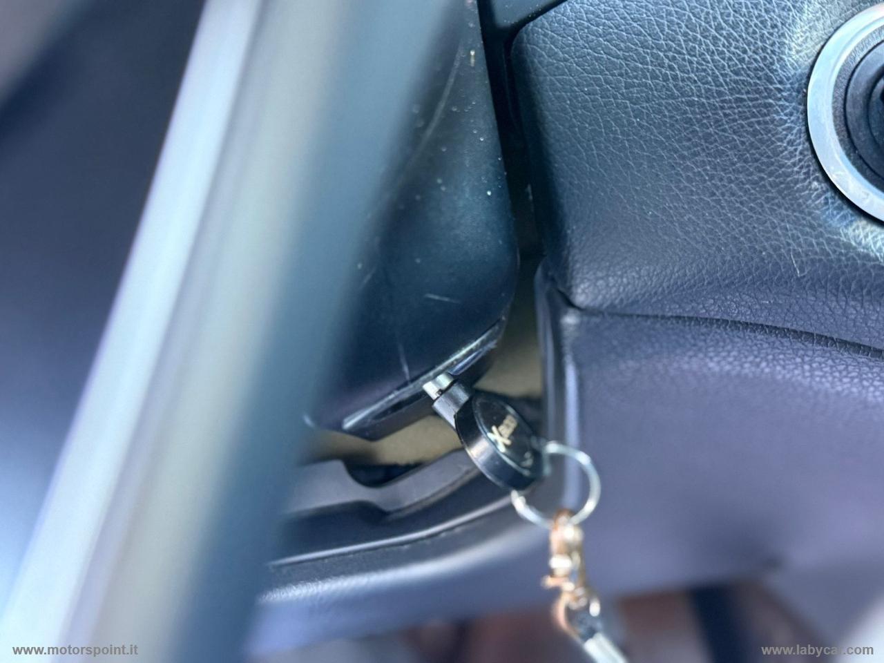 MERCEDES-BENZ GLA 200 d Automatic Premium