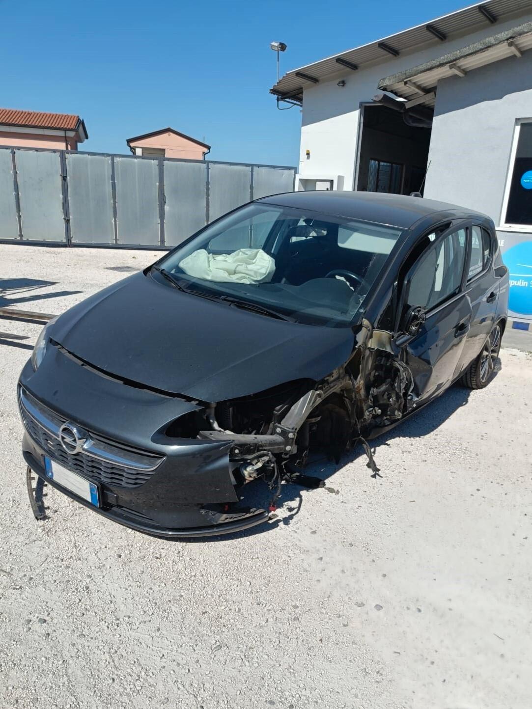 Opel Corsa 1.2 5 porte