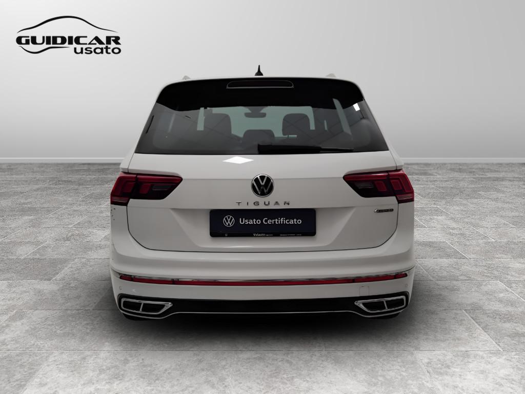 VOLKSWAGEN Tiguan II 2021 - Tiguan 2.0 tdi R-Line 4motion 150cv dsg