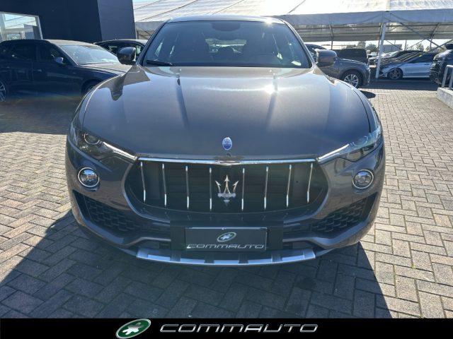 MASERATI Levante V6 AWD Granlusso - Interni Ermenegildo Zegna -