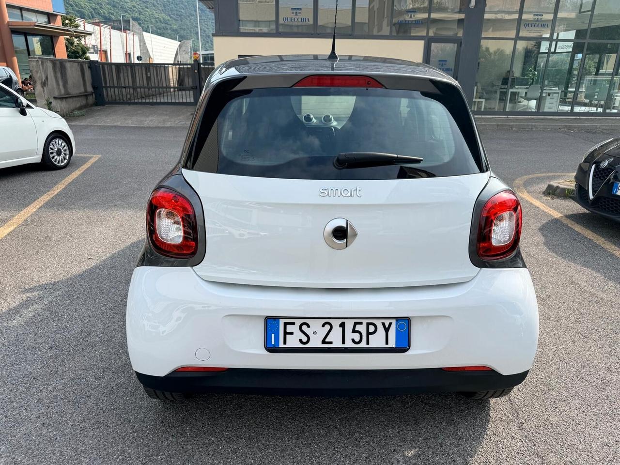 Smart ForFour 70 1.0 twinamic Youngster ***OK NEOPATENTATI***