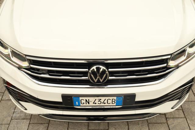 VOLKSWAGEN Tiguan 2.0 TDI 150 CV SCR DSG R-Line