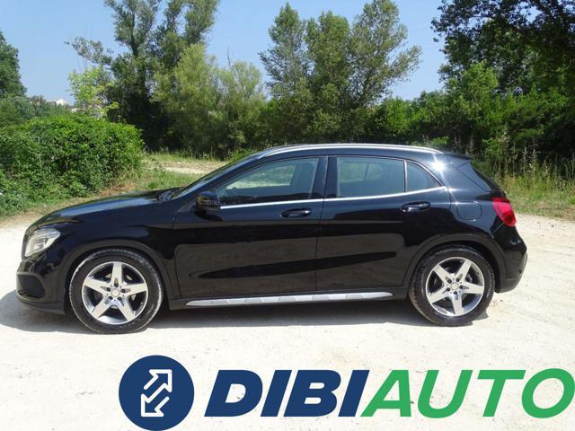 MERCEDES-BENZ GLA 200 d Automatic Premium AMG LINE