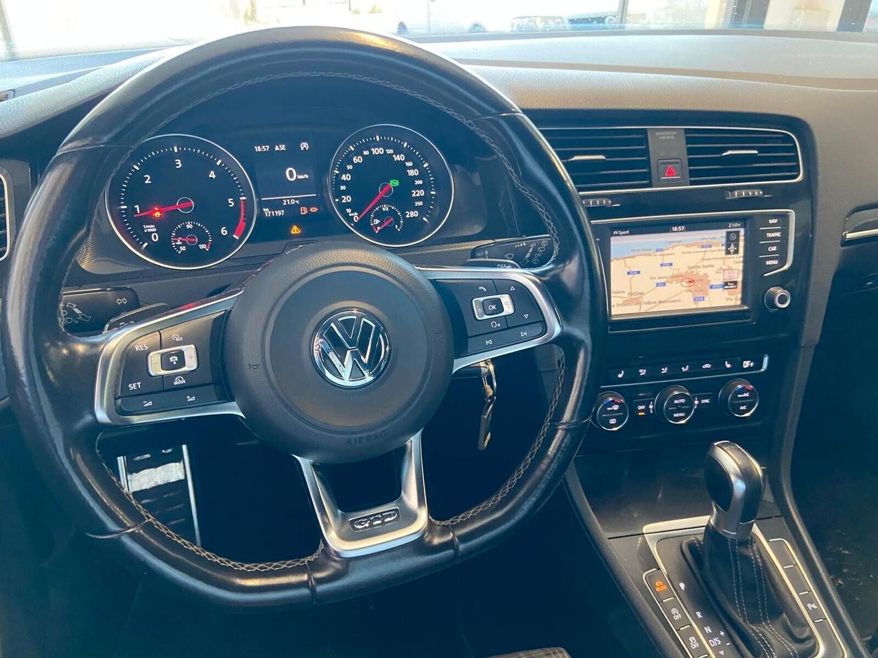 Volkswagen Golf 7 GTD 2.0 TDI 184CV