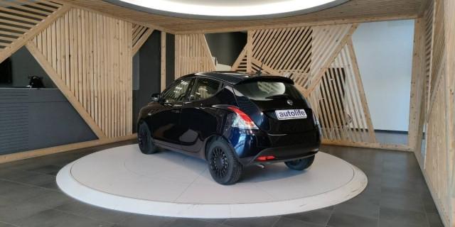 Lancia Ypsilon 1.0 firefly hybrid Silver s&s 70cv